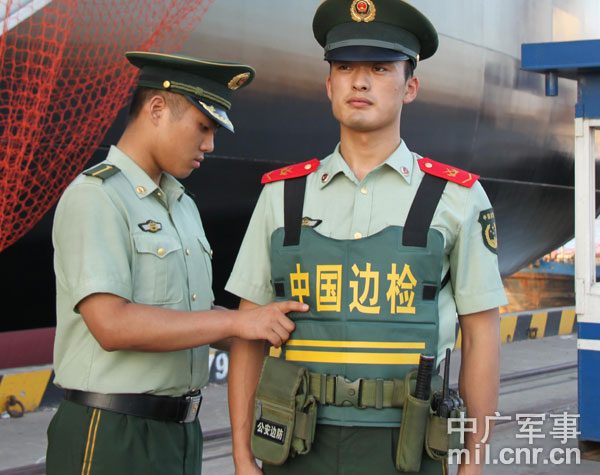 ���ձ߷�սʿִ�ڴ��ϡ�����±��ġ�